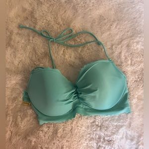 VS push up aqua top
